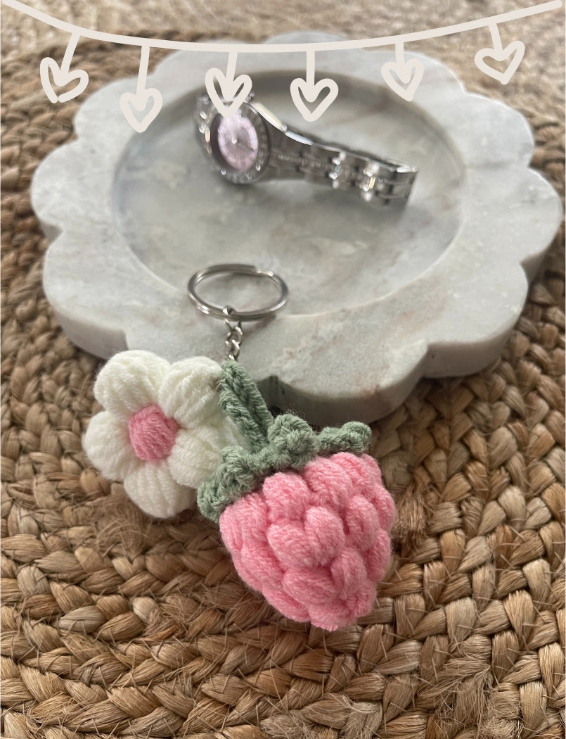 Strawberry Field Daisy Keychain