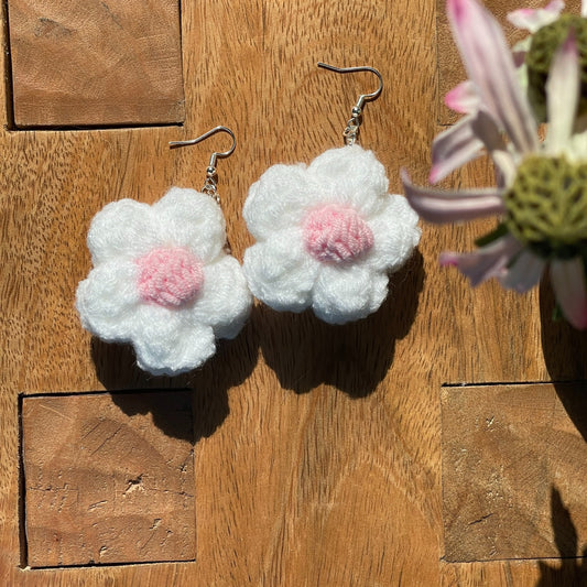 Crochet Daisy Earrings